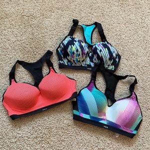 Victoria’s Secret sports bra bundle. 32D
